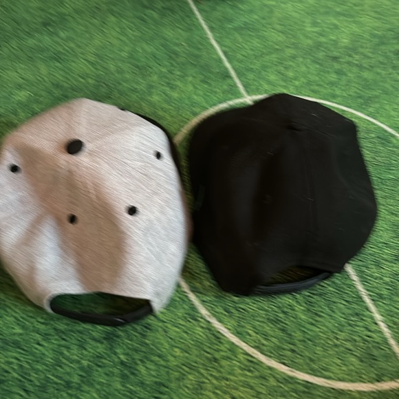 Dude perfect never worn hats - Picture 3 of 3